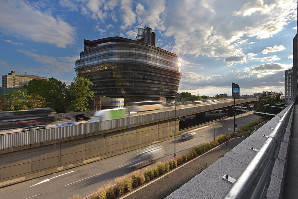 architectural photo of an iconic London building