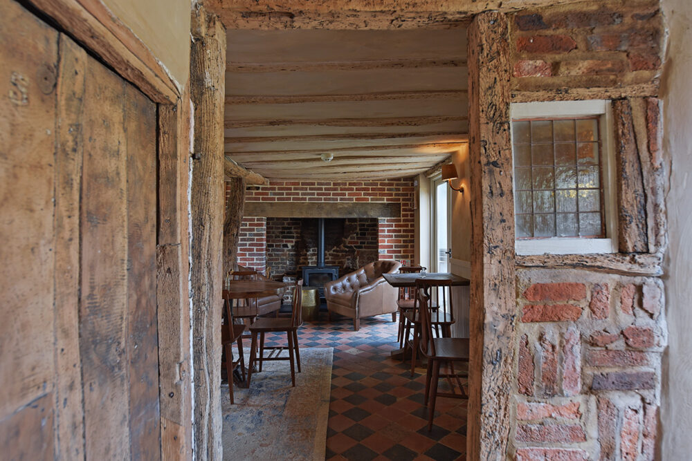 pub interior photography in hertfordshire
