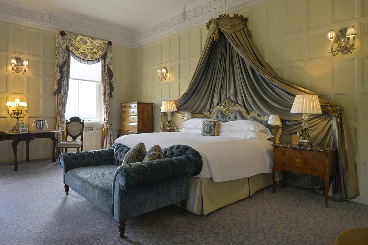 luxury hotel cliveden house berkshire