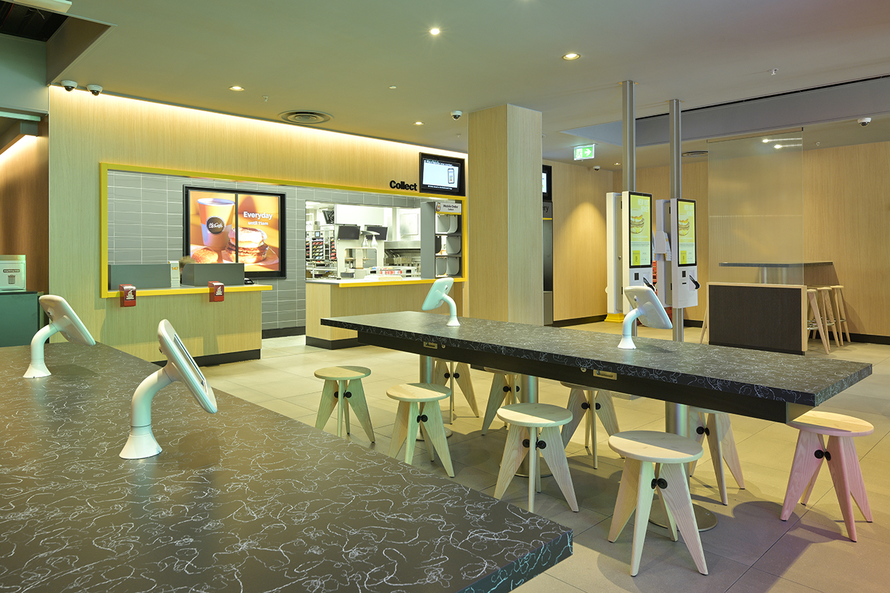 McDonalds Interior Photography