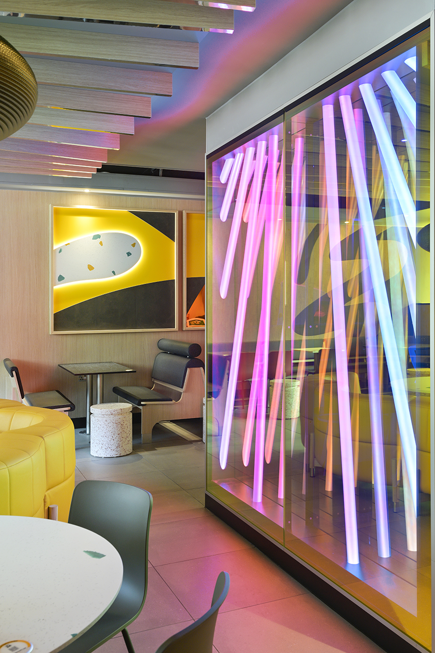 McDonalds Interior Photography