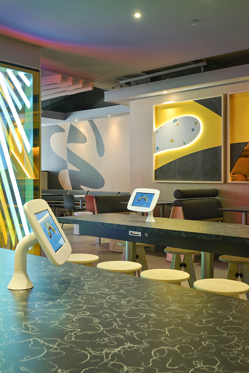 McDonalds Interior Photography